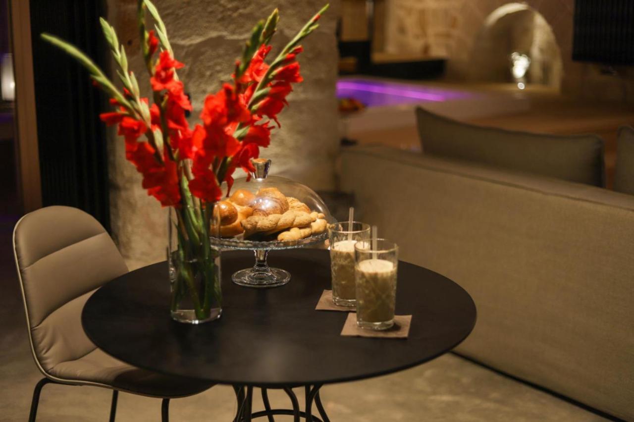 Suite & Spa Via Veneto 莫诺波利 外观 照片