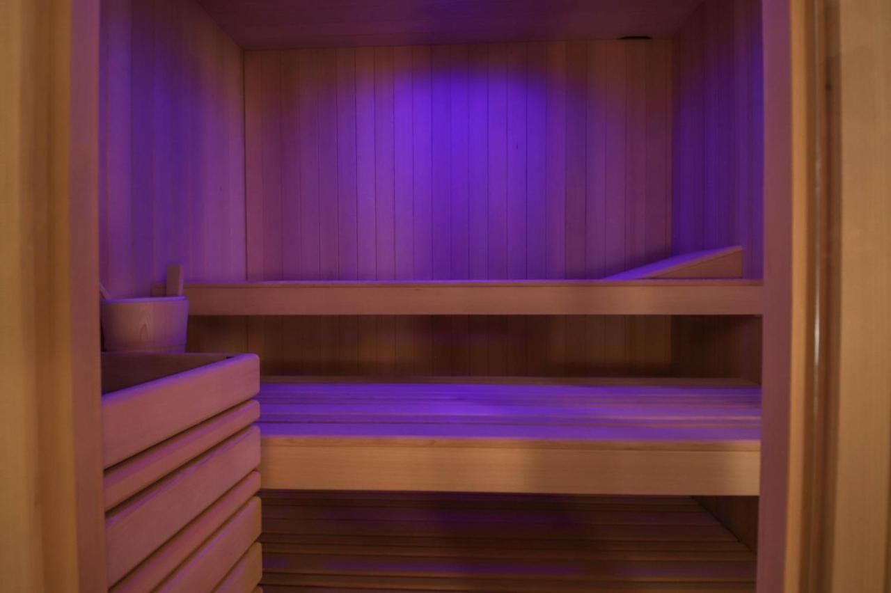 Suite & Spa Via Veneto 莫诺波利 外观 照片