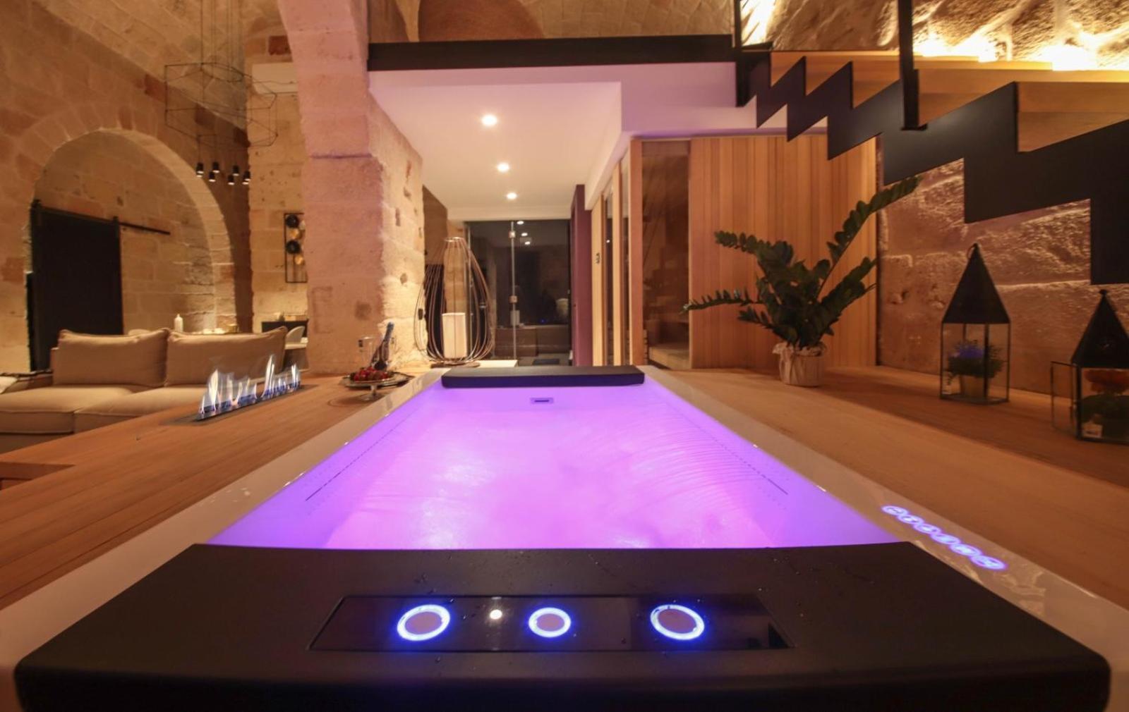 Suite & Spa Via Veneto 莫诺波利 外观 照片
