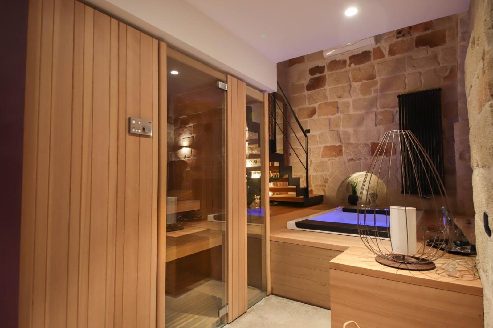 Suite & Spa Via Veneto 莫诺波利 外观 照片